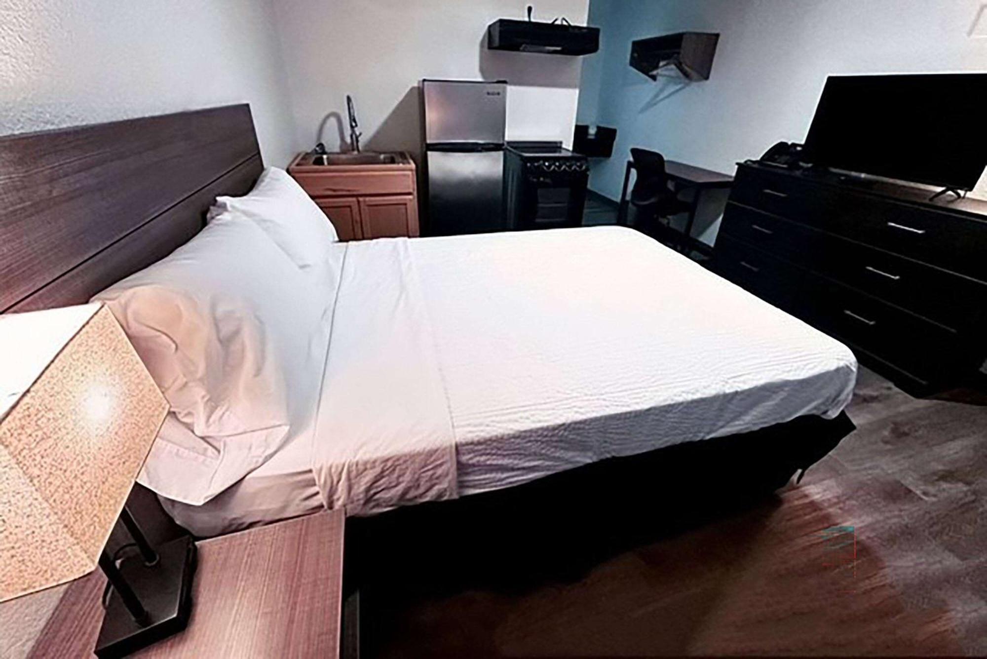 Studio City Suites, A Travelodge By Wyndham Texarkana Esterno foto